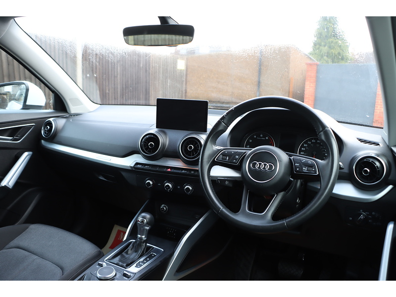 Audi 1.0 TFSI 30 SPORT SUV 5DR PETROL S TRONIC AUTO SATNAV BLUETOOTH DAB RADIO APPLE CARPLAY PARKING AIDS JUST 2 OWNERS ONLY 64000 MILES FSH NO ULEZ CHARGE 72-74 Mitcham Road