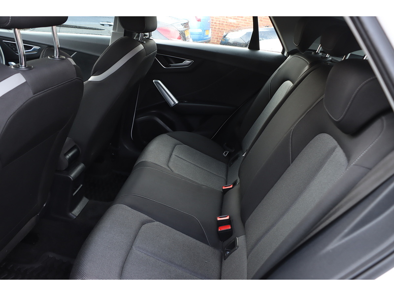 Audi 1.0 TFSI 30 SPORT SUV 5DR PETROL S TRONIC AUTO SATNAV BLUETOOTH DAB RADIO APPLE CARPLAY PARKING AIDS JUST 2 OWNERS ONLY 64000 MILES FSH NO ULEZ CHARGE 72-74 Mitcham Road