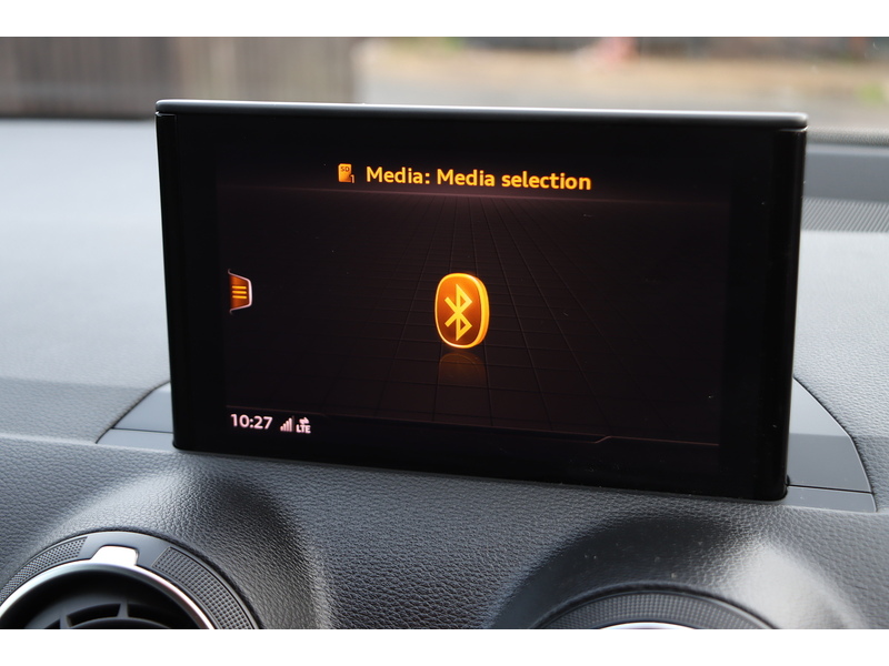 Audi 1.0 TFSI 30 SPORT SUV 5DR PETROL S TRONIC AUTO SATNAV BLUETOOTH DAB RADIO APPLE CARPLAY PARKING AIDS JUST 2 OWNERS ONLY 64000 MILES FSH NO ULEZ CHARGE 72-74 Mitcham Road