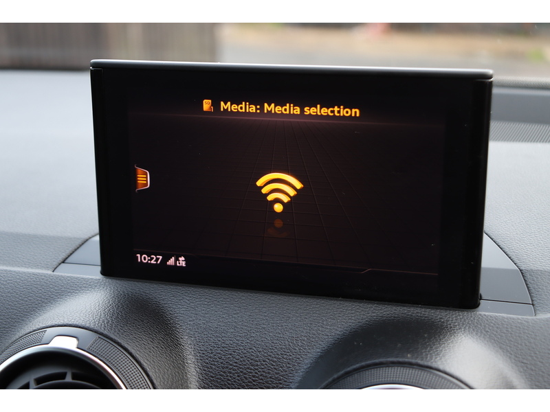 Audi 1.0 TFSI 30 SPORT SUV 5DR PETROL S TRONIC AUTO SATNAV BLUETOOTH DAB RADIO APPLE CARPLAY PARKING AIDS JUST 2 OWNERS ONLY 64000 MILES FSH NO ULEZ CHARGE 72-74 Mitcham Road