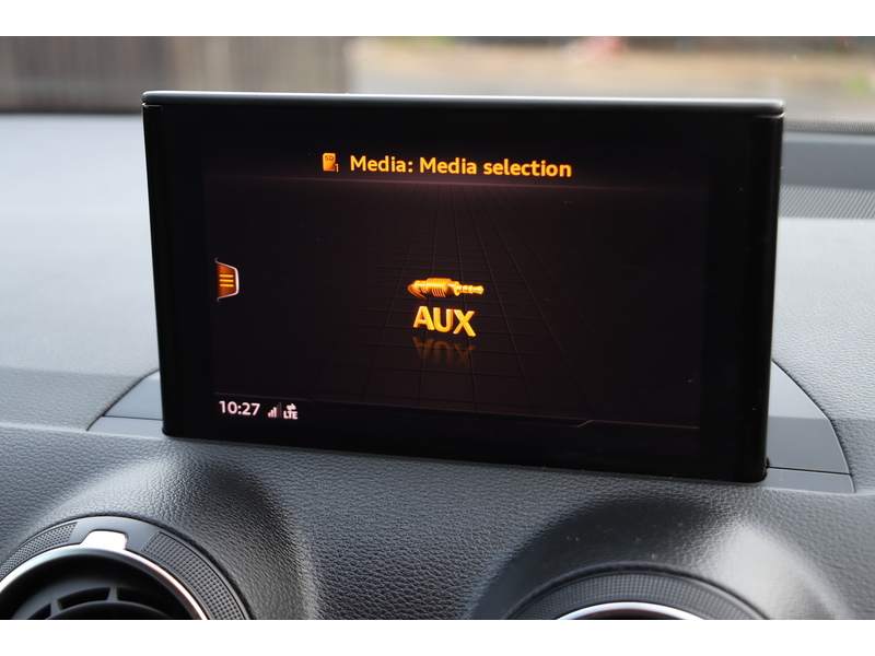 Audi 1.0 TFSI 30 SPORT SUV 5DR PETROL S TRONIC AUTO SATNAV BLUETOOTH DAB RADIO APPLE CARPLAY PARKING AIDS JUST 2 OWNERS ONLY 64000 MILES FSH NO ULEZ CHARGE 72-74 Mitcham Road