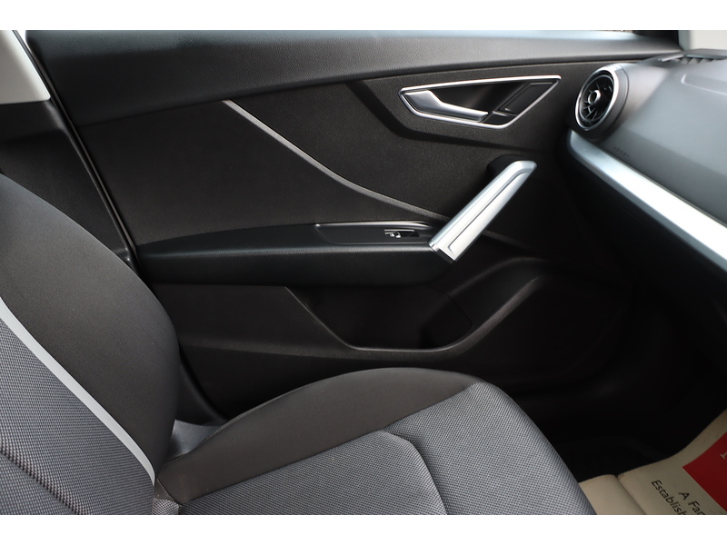 Audi 1.0 TFSI 30 SPORT SUV 5DR PETROL S TRONIC AUTO SATNAV BLUETOOTH DAB RADIO APPLE CARPLAY PARKING AIDS JUST 2 OWNERS ONLY 64000 MILES FSH NO ULEZ CHARGE 72-74 Mitcham Road