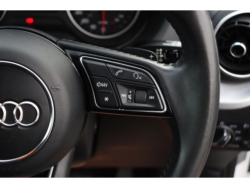 Audi 1.0 TFSI 30 SPORT SUV 5DR PETROL S TRONIC AUTO SATNAV BLUETOOTH DAB RADIO APPLE CARPLAY PARKING AIDS JUST 2 OWNERS ONLY 64000 MILES FSH NO ULEZ CHARGE 72-74 Mitcham Road