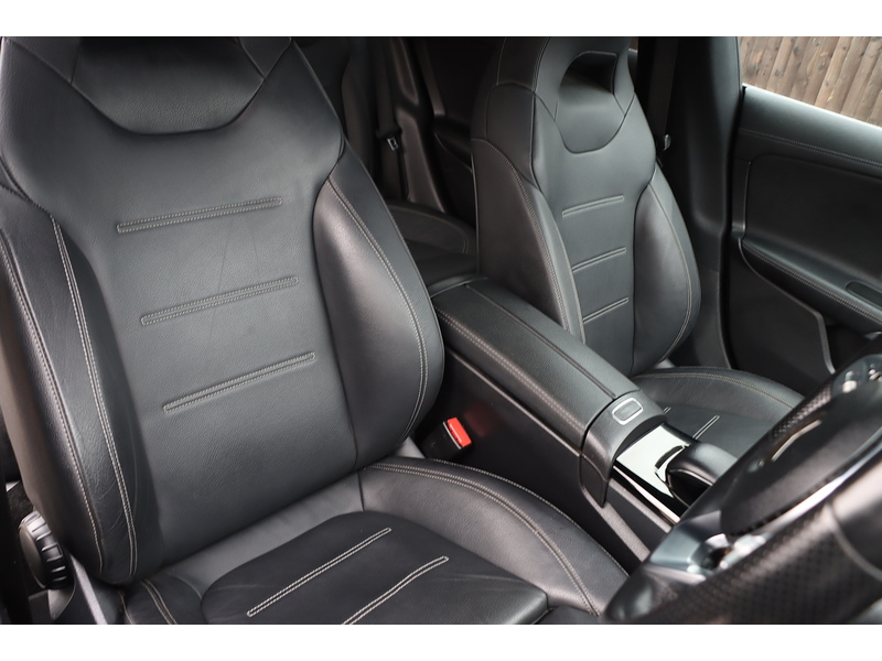 Mercedes-Benz CLA220 2.0 AMG LINE (PREMIUM) SHOOTING BRAKE 5DR PETROL 7G-DCT AUTO HEATED SEATS SAT NAV BLUETOOTH APPLE CARPLAY REAR CAM PARKING AIDS 67000 MILES SH 72-74 Mitcham Road