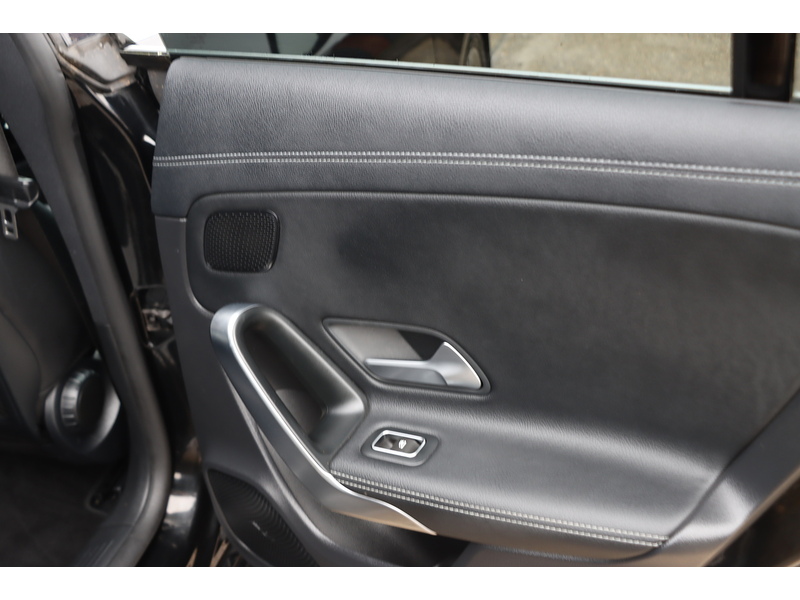 Mercedes-Benz CLA220 2.0 AMG LINE (PREMIUM) SHOOTING BRAKE 5DR PETROL 7G-DCT AUTO HEATED SEATS SAT NAV BLUETOOTH APPLE CARPLAY REAR CAM PARKING AIDS 67000 MILES SH 72-74 Mitcham Road