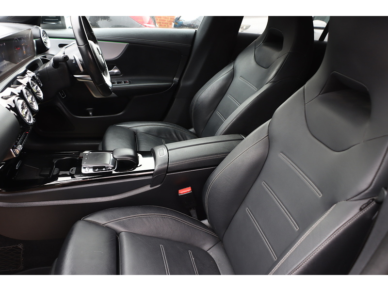 Mercedes-Benz CLA220 2.0 AMG LINE (PREMIUM) SHOOTING BRAKE 5DR PETROL 7G-DCT AUTO HEATED SEATS SAT NAV BLUETOOTH APPLE CARPLAY REAR CAM PARKING AIDS 67000 MILES SH 72-74 Mitcham Road