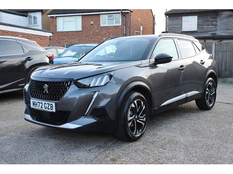 Peugeot 1.2 PURETECH GT SUV 5DR PETROL EAT AUTO HEATED SEATS SAT NAV BLUETOOTH DAB STEREO APPLE CARPLAY REAR CAMERA PARKING AIDS JUST 1 OWNER 60000 MILES SH