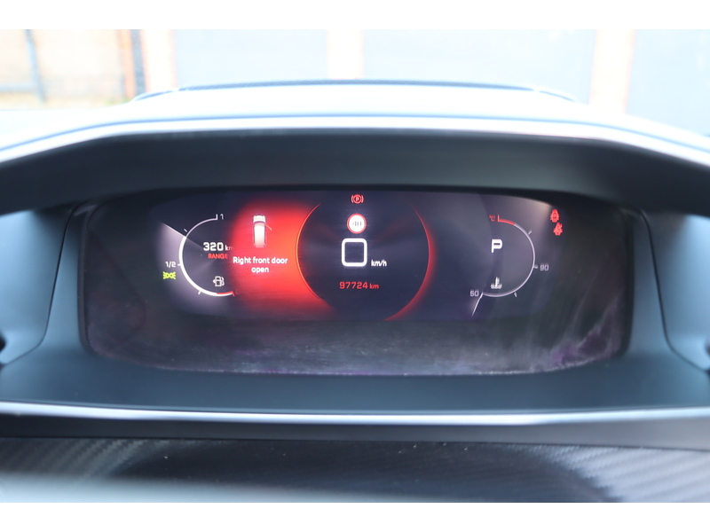 Peugeot 1.2 PURETECH GT SUV 5DR PETROL EAT AUTO HEATED SEATS SAT NAV BLUETOOTH DAB STEREO APPLE CARPLAY REAR CAMERA PARKING AIDS JUST 1 OWNER 60000 MILES SH 72-74 Mitcham Road