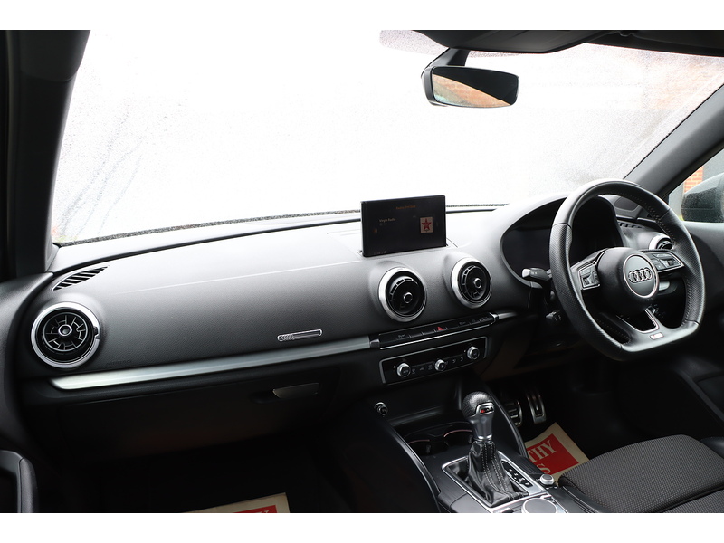 Audi 1.5 TFSI COD 35 BLACK EDITION SPORTBACK 5DR PETROL S TRONIC AUTO SATNAV BLUETOOTH DAB STEREO PARKING AIDS 2 OWNERS ONLY 78000 MILES FSH NO ULEZ CHARGE 72-74 Mitcham Road