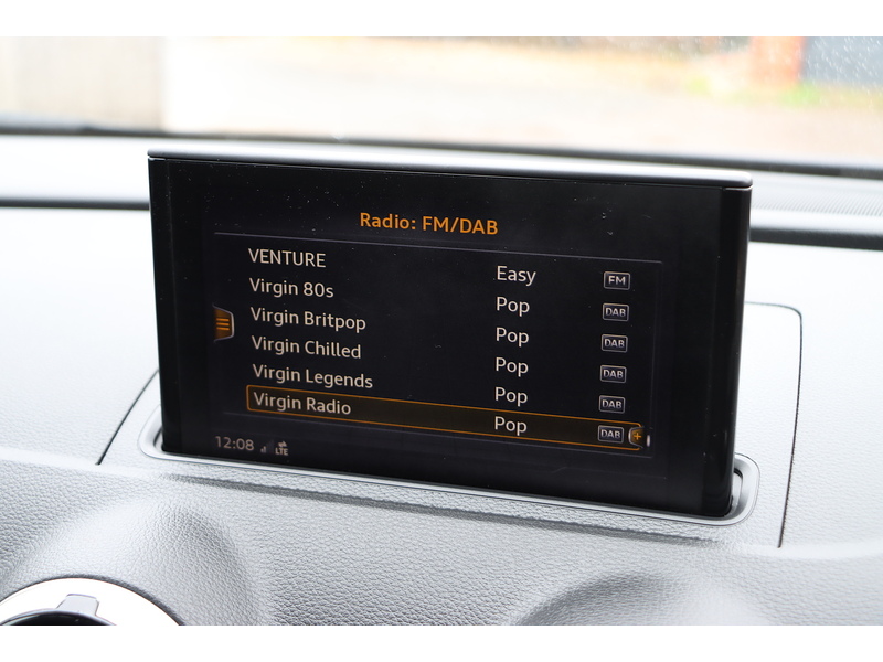 Audi 1.5 TFSI COD 35 BLACK EDITION SPORTBACK 5DR PETROL S TRONIC AUTO SATNAV BLUETOOTH DAB STEREO PARKING AIDS 2 OWNERS ONLY 78000 MILES FSH NO ULEZ CHARGE 72-74 Mitcham Road