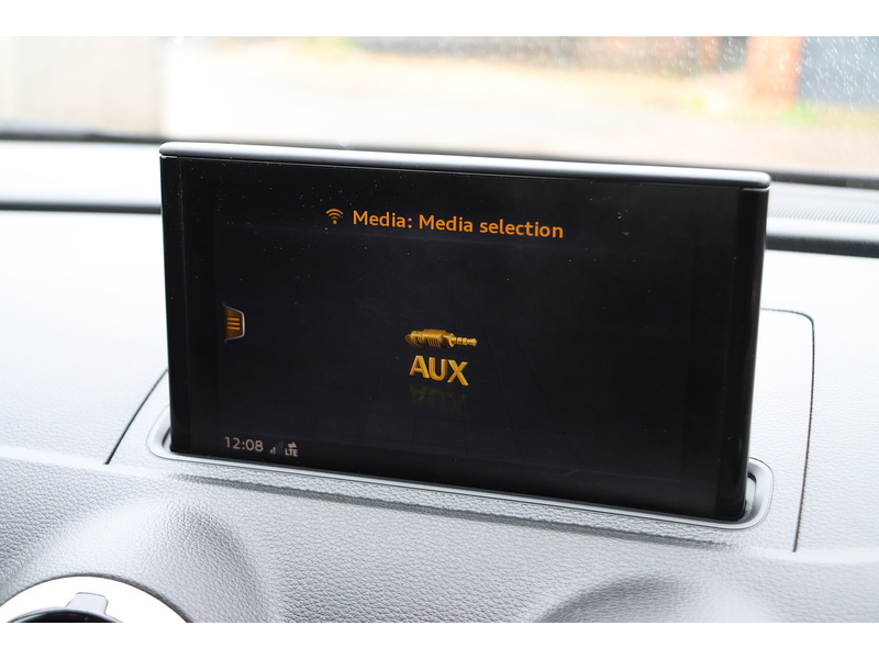 Audi 1.5 TFSI COD 35 BLACK EDITION SPORTBACK 5DR PETROL S TRONIC AUTO SATNAV BLUETOOTH DAB STEREO PARKING AIDS 2 OWNERS ONLY 78000 MILES FSH NO ULEZ CHARGE 72-74 Mitcham Road