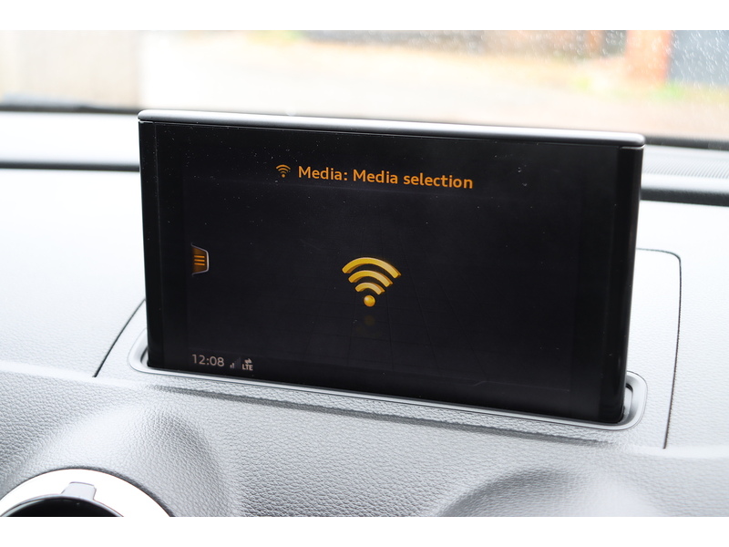 Audi 1.5 TFSI COD 35 BLACK EDITION SPORTBACK 5DR PETROL S TRONIC AUTO SATNAV BLUETOOTH DAB STEREO PARKING AIDS 2 OWNERS ONLY 78000 MILES FSH NO ULEZ CHARGE 72-74 Mitcham Road