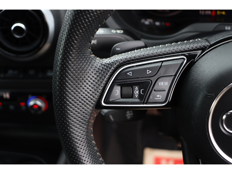 Audi 1.5 TFSI COD 35 BLACK EDITION SPORTBACK 5DR PETROL S TRONIC AUTO SATNAV BLUETOOTH DAB STEREO PARKING AIDS 2 OWNERS ONLY 78000 MILES FSH NO ULEZ CHARGE 72-74 Mitcham Road