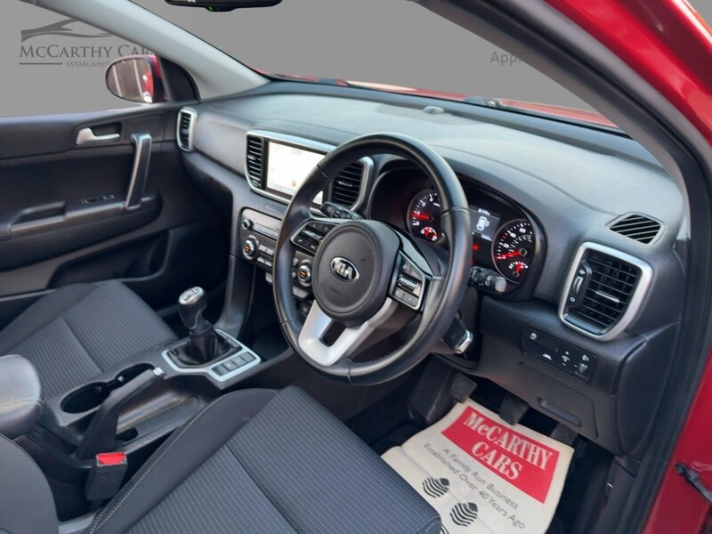 Kia 1.6 GDI 2 GPF SUV 5DR PETROL MANUAL HEATED SEATS SATNAV BLUETOOTH DAB STEREO APPLE CARPLAY REAR CAMERA PARKING AIDS JUST 2 OWNERS ONLY 16000 MILES FSH 72-74 Mitcham Road