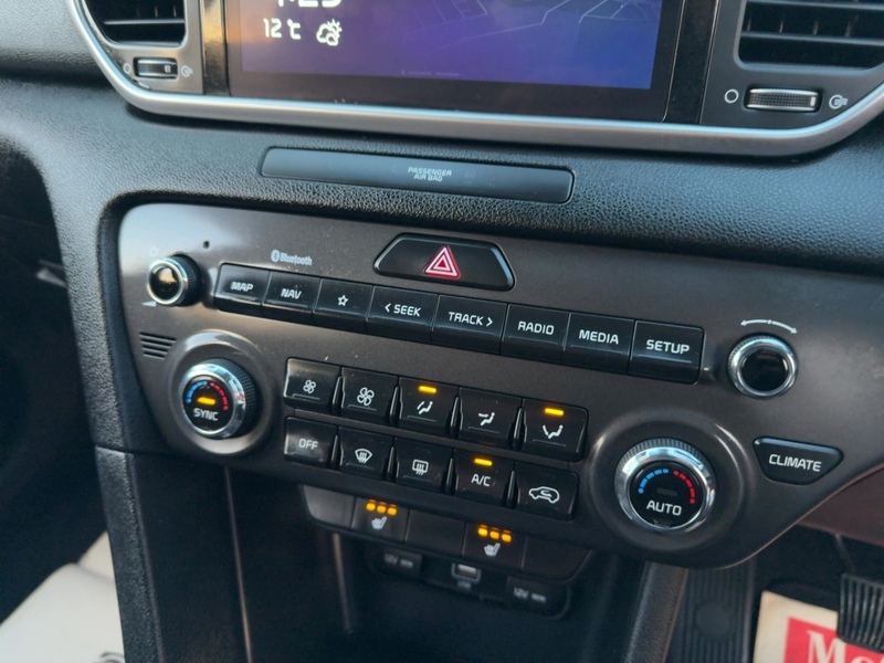 Kia 1.6 GDI 2 GPF SUV 5DR PETROL MANUAL HEATED SEATS SATNAV BLUETOOTH DAB STEREO APPLE CARPLAY REAR CAMERA PARKING AIDS JUST 2 OWNERS ONLY 16000 MILES FSH 72-74 Mitcham Road