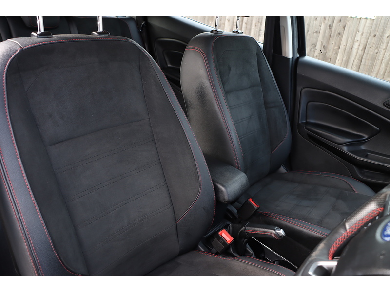 Ford 1.0T ECOBOOST GPF ST-LINE SUV 5DR PETROL MANUAL SAT NAV BLUETOOTH DAB STEREO APPLE CARPLAY REAR CAMERA PARKING AIDS JUST 1 OWNER ONLY 18000 MILES FSH 72-74 Mitcham Road