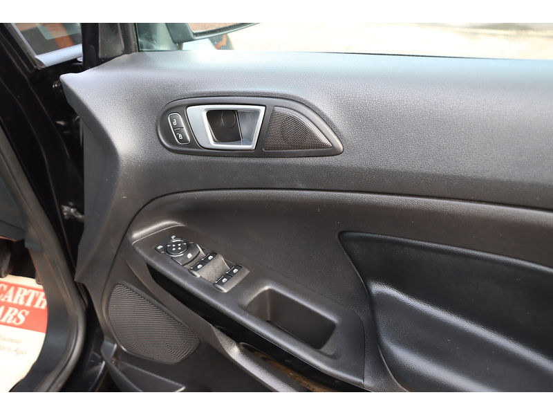 Ford 1.0T ECOBOOST GPF ST-LINE SUV 5DR PETROL MANUAL SAT NAV BLUETOOTH DAB STEREO APPLE CARPLAY REAR CAMERA PARKING AIDS JUST 1 OWNER ONLY 18000 MILES FSH 72-74 Mitcham Road