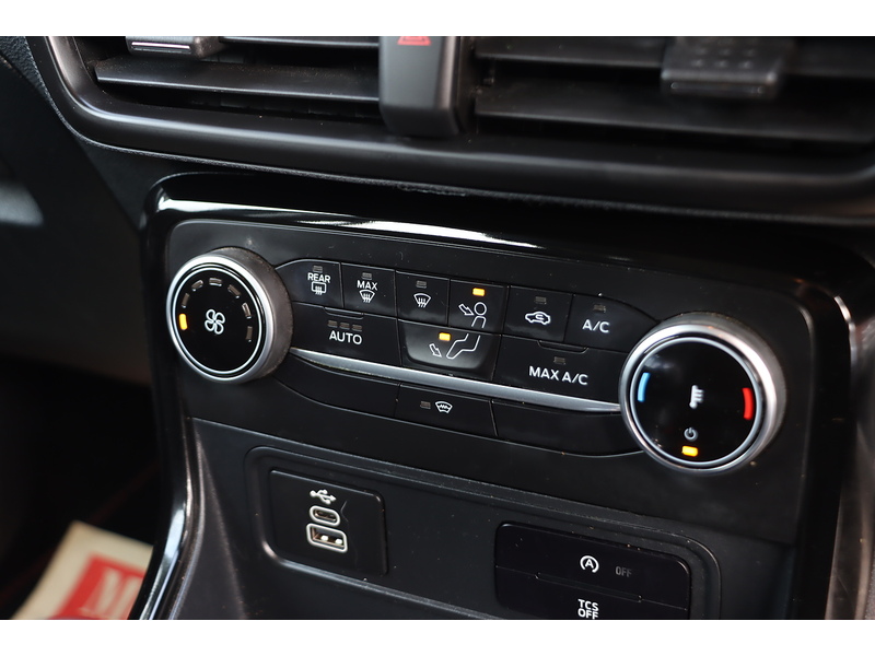 Ford 1.0T ECOBOOST GPF ST-LINE SUV 5DR PETROL MANUAL SAT NAV BLUETOOTH DAB STEREO APPLE CARPLAY REAR CAMERA PARKING AIDS JUST 1 OWNER ONLY 18000 MILES FSH 72-74 Mitcham Road