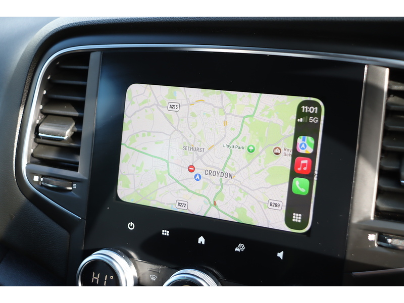 Renault 1.6 E-TECH 9.8KWH ICONIC HATCHBACK 5DR PETROL PLUG-IN HYBRID AUTO SAT NAV BLUETOOTH STEREO PARKING AIDS JUST 2 OWNERS ONLY 36000 MILES FSH 4 SERVICES 72-74 Mitcham Road