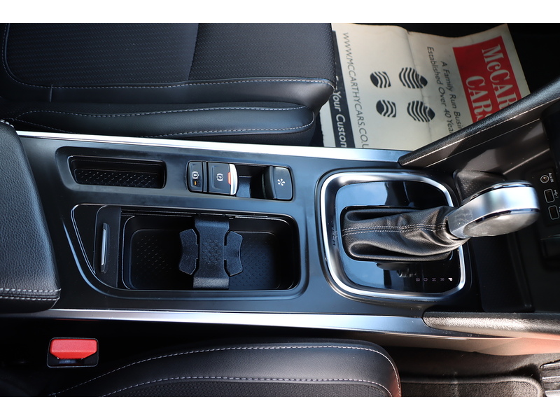 Renault 1.6 E-TECH 9.8KWH ICONIC HATCHBACK 5DR PETROL PLUG-IN HYBRID AUTO SAT NAV BLUETOOTH STEREO PARKING AIDS JUST 2 OWNERS ONLY 36000 MILES FSH 4 SERVICES 72-74 Mitcham Road