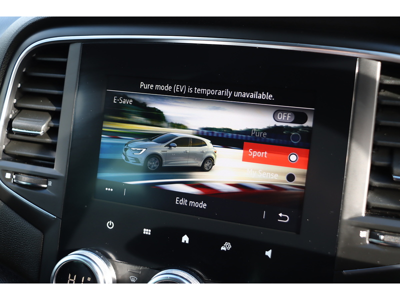 Renault 1.6 E-TECH 9.8KWH ICONIC HATCHBACK 5DR PETROL PLUG-IN HYBRID AUTO SAT NAV BLUETOOTH STEREO PARKING AIDS JUST 2 OWNERS ONLY 36000 MILES FSH 4 SERVICES 72-74 Mitcham Road