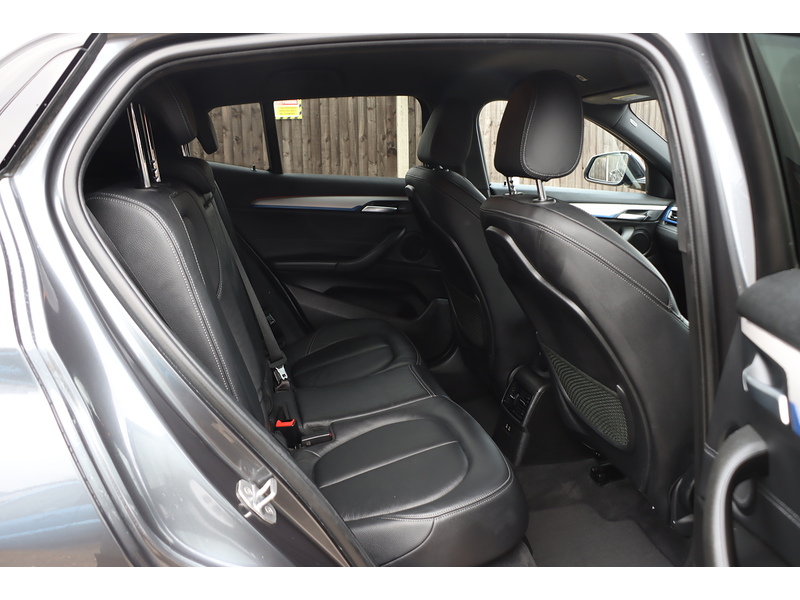 BMW 2.0 20I M SPORT SUV 5DR PETROL DCT SDRIVE AUTO HEATED SEATS SAT NAV BLUETOOTH DAB STEREO PARKING AIDS JUST 2 OWNERS ONLY 66000 MILES SH NO ULEZ CHARGE 72-74 Mitcham Road