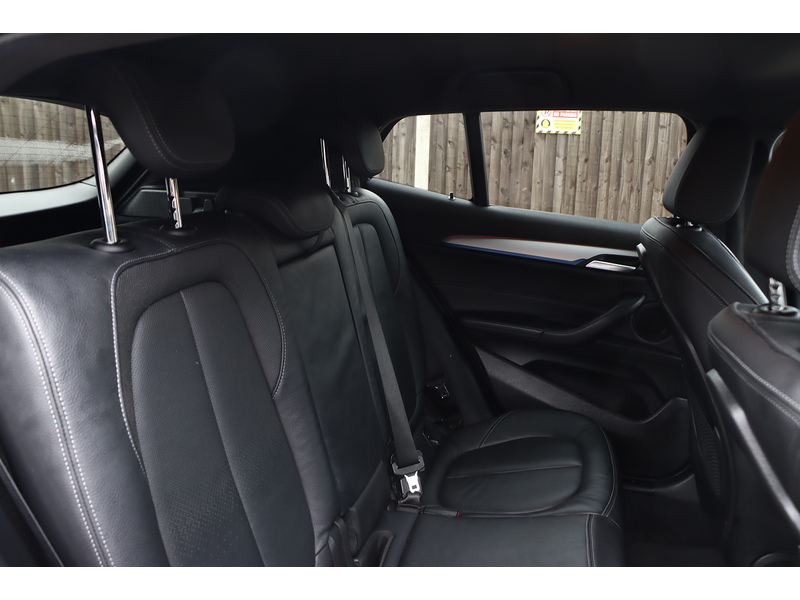 BMW 2.0 20I M SPORT SUV 5DR PETROL DCT SDRIVE AUTO HEATED SEATS SAT NAV BLUETOOTH DAB STEREO PARKING AIDS JUST 2 OWNERS ONLY 66000 MILES SH NO ULEZ CHARGE 72-74 Mitcham Road