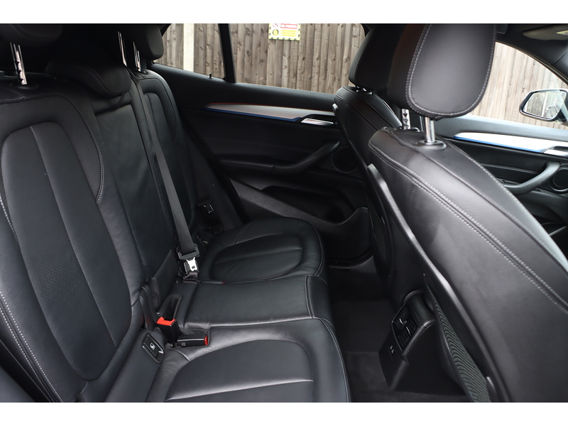 BMW 2.0 20I M SPORT SUV 5DR PETROL DCT SDRIVE AUTO HEATED SEATS SAT NAV BLUETOOTH DAB STEREO PARKING AIDS JUST 2 OWNERS ONLY 66000 MILES SH NO ULEZ CHARGE 72-74 Mitcham Road