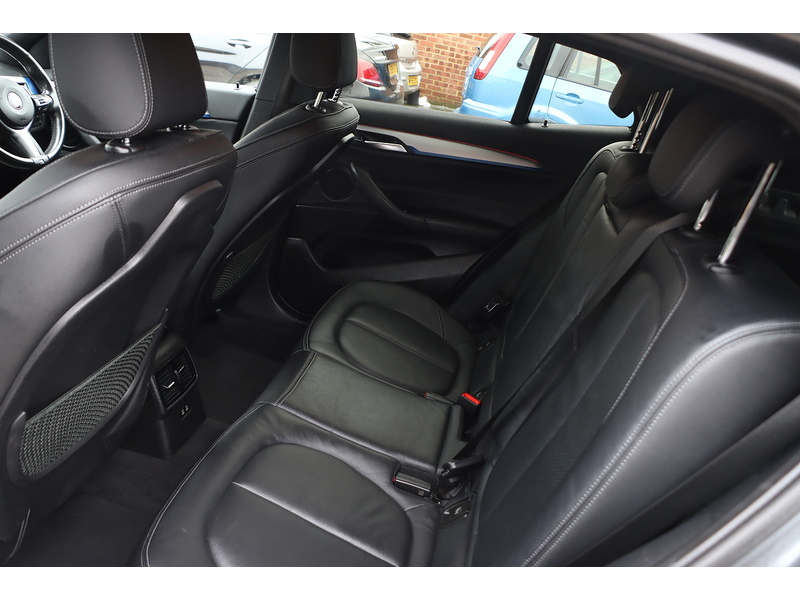 BMW 2.0 20I M SPORT SUV 5DR PETROL DCT SDRIVE AUTO HEATED SEATS SAT NAV BLUETOOTH DAB STEREO PARKING AIDS JUST 2 OWNERS ONLY 66000 MILES SH NO ULEZ CHARGE 72-74 Mitcham Road