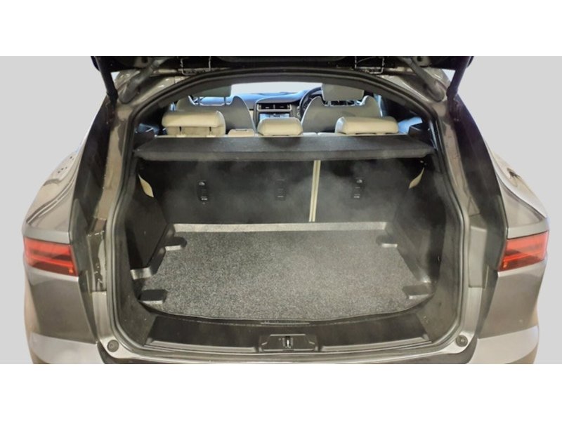 Jaguar 2.0 P250 R-DYNAMIC SE SUV 5DR PETROL AWD AUTO HEATED SEATS SATNAV BLUETOOTH APPLE CARPLAY REAR & 360 CAMERA PARKING AIDS JUST 2 OWNERS 67000 MILES FSH 72-74 Mitcham Road