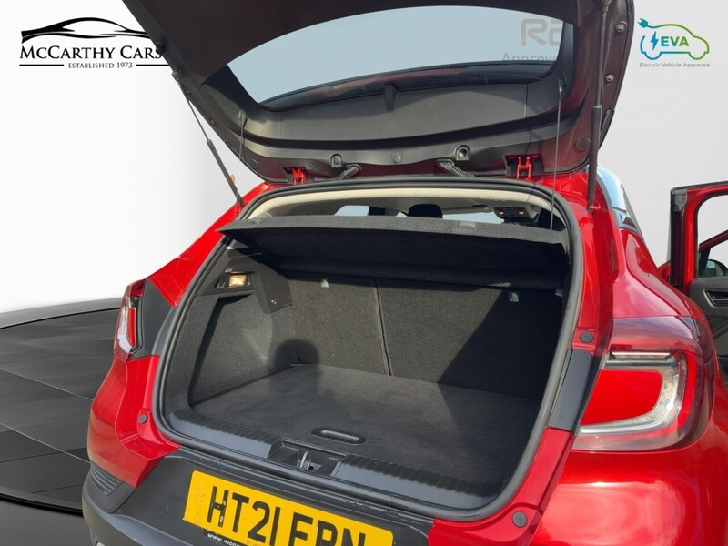 Renault 1.3 TCE ICONIC SUV 5DR PETROL MANUAL SATNAV BLUETOOTH DAB STEREO APPLE CARPLAY USB INPUT PARKING AIDS JUST 2 OWNERS ONLY 62000 MILES SH NO ULEZ CHARGE 72-74 Mitcham Road