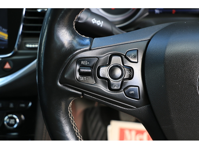 Vauxhall 1.4I TURBO ELITE NAV HATCHBACK 5DR PETROL MANUAL FULL LEATHER HEATED SEATS SATNAV BLUETOOTH DAB RADIO APPLE CARPLAY ONLY 62000 MILES SH NO ULEZ CHARGE 72-74 Mitcham Road