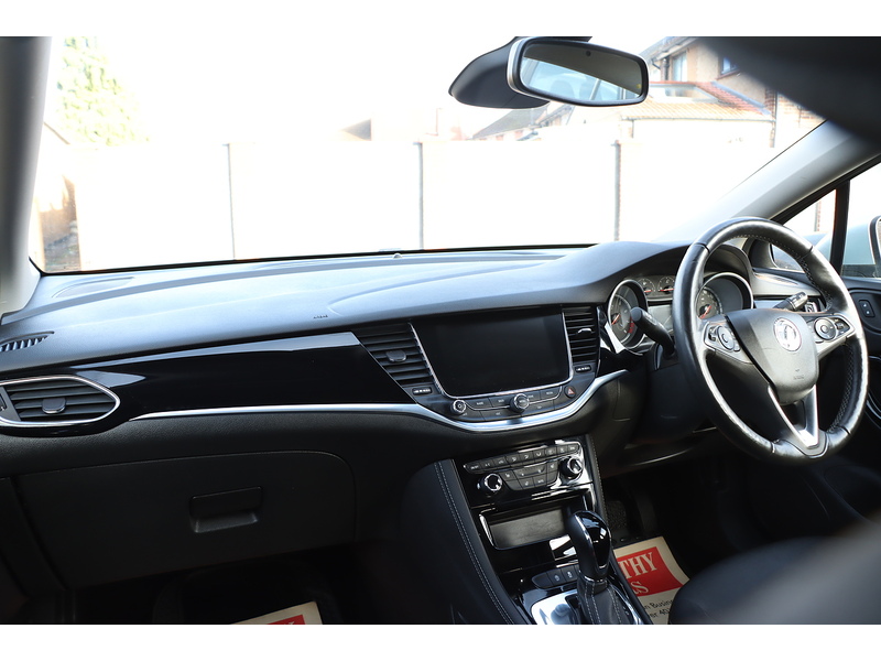 Vauxhall 1.4I TURBO GPF ELITE NAV HATCHBACK 5DR PETROL AUTO HEATED SEATS SAT NAV BLUETOOTH DAB STEREO APPLE CARPLAY PARKING AIDS 2 OWNERS ONLY 47000 MILES SH 72-74 Mitcham Road