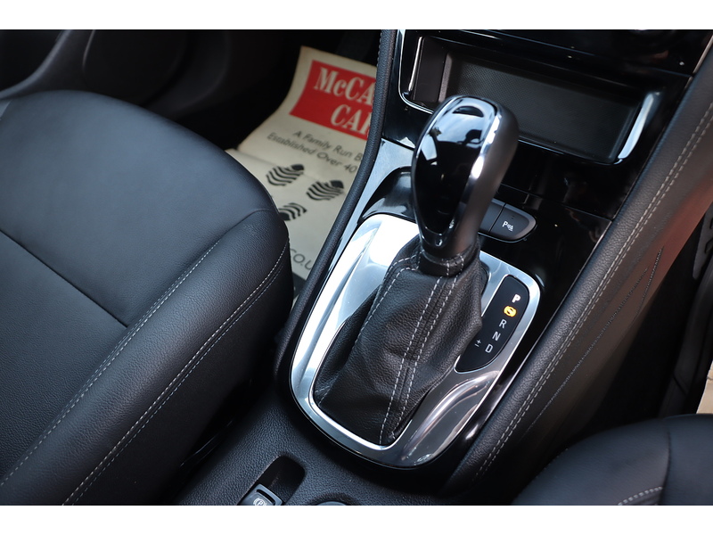 Vauxhall 1.4I TURBO GPF ELITE NAV HATCHBACK 5DR PETROL AUTO HEATED SEATS SAT NAV BLUETOOTH DAB STEREO APPLE CARPLAY PARKING AIDS 2 OWNERS ONLY 47000 MILES SH 72-74 Mitcham Road