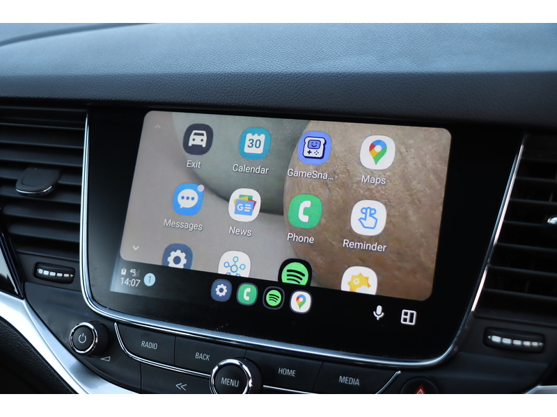 Vauxhall 1.4I TURBO GPF ELITE NAV HATCHBACK 5DR PETROL AUTO HEATED SEATS SAT NAV BLUETOOTH DAB STEREO APPLE CARPLAY PARKING AIDS 2 OWNERS ONLY 47000 MILES SH 72-74 Mitcham Road