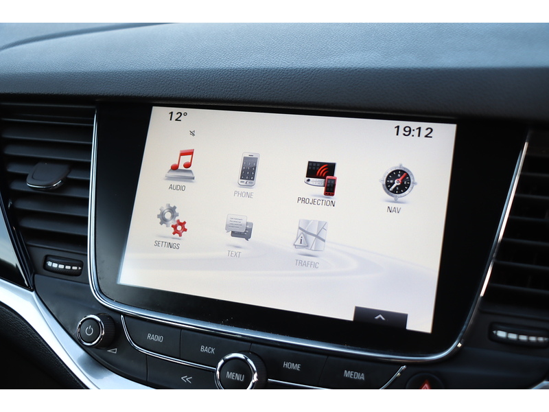 Vauxhall 1.4I TURBO GPF ELITE NAV HATCHBACK 5DR PETROL AUTO HEATED SEATS SAT NAV BLUETOOTH DAB STEREO APPLE CARPLAY PARKING AIDS 2 OWNERS ONLY 47000 MILES SH 72-74 Mitcham Road