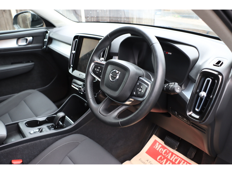 Volvo 1.5H T4 RECHARGE 10.7KWH INSCRIPTION EXPRESSION SUV 5DR PETROL PLUG-IN HYBRID AUTO HEATED SEATS SAT NAV BLUETOOTH PARKING AIDS 1 OWNER 77000 MILES FSH 72-74 Mitcham Road