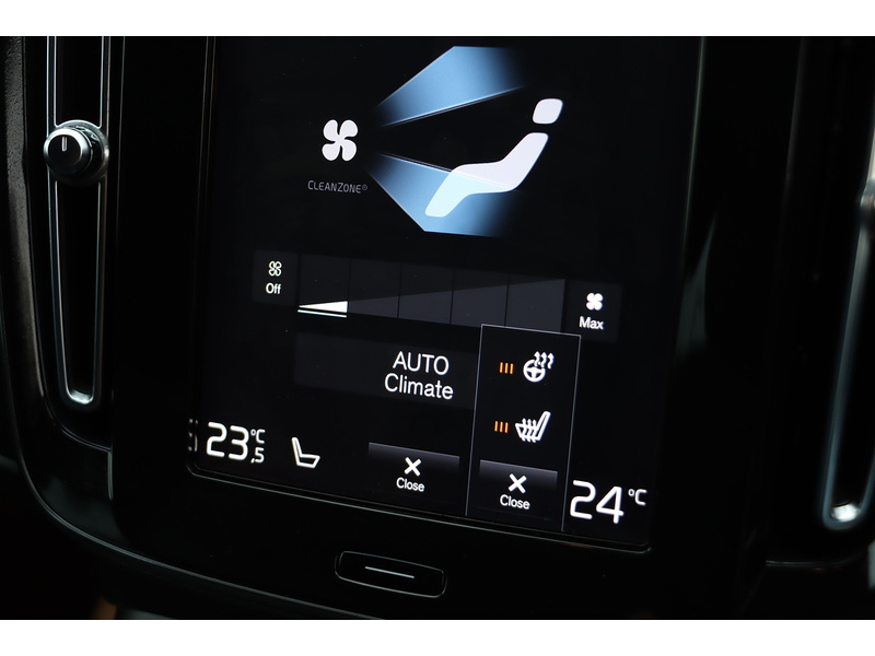 Volvo 1.5H T4 RECHARGE 10.7KWH INSCRIPTION EXPRESSION SUV 5DR PETROL PLUG-IN HYBRID AUTO HEATED SEATS SAT NAV BLUETOOTH PARKING AIDS 1 OWNER 77000 MILES FSH 72-74 Mitcham Road