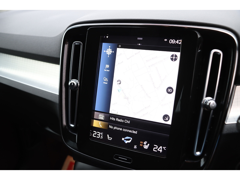 Volvo 1.5H T4 RECHARGE 10.7KWH INSCRIPTION EXPRESSION SUV 5DR PETROL PLUG-IN HYBRID AUTO HEATED SEATS SAT NAV BLUETOOTH PARKING AIDS 1 OWNER 77000 MILES FSH 72-74 Mitcham Road