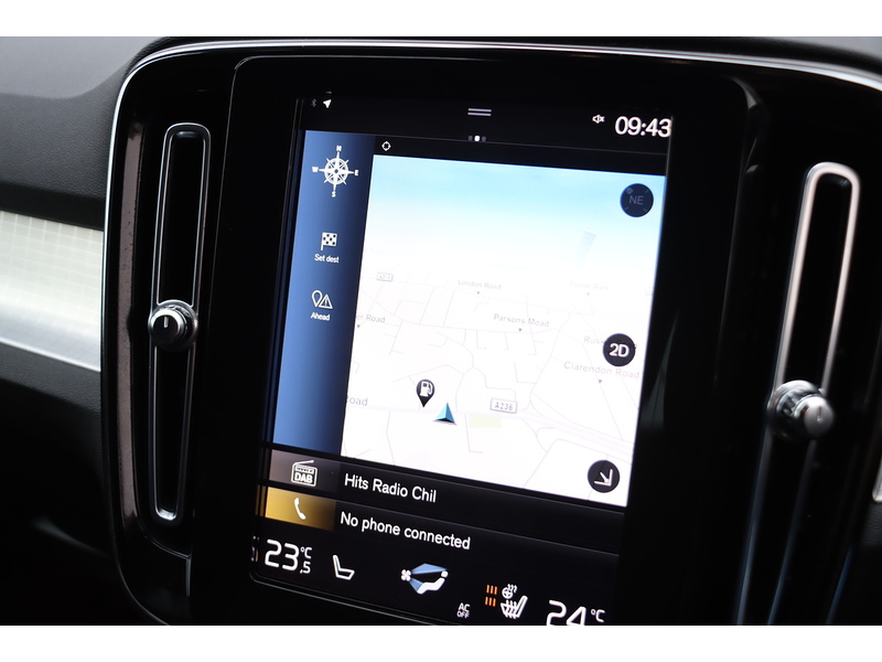 Volvo 1.5H T4 RECHARGE 10.7KWH INSCRIPTION EXPRESSION SUV 5DR PETROL PLUG-IN HYBRID AUTO HEATED SEATS SAT NAV BLUETOOTH PARKING AIDS 1 OWNER 77000 MILES FSH 72-74 Mitcham Road