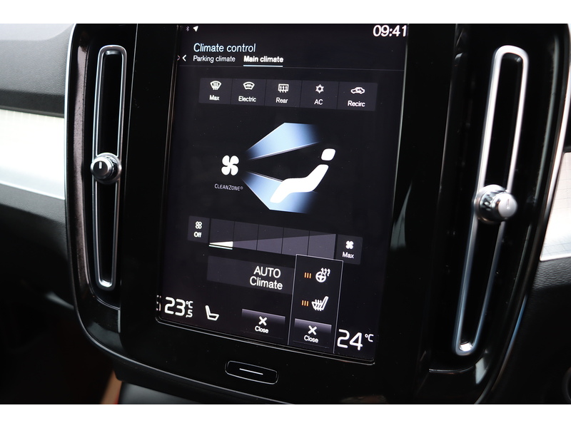 Volvo 1.5H T4 RECHARGE 10.7KWH INSCRIPTION EXPRESSION SUV 5DR PETROL PLUG-IN HYBRID AUTO HEATED SEATS SAT NAV BLUETOOTH PARKING AIDS 1 OWNER 77000 MILES FSH 72-74 Mitcham Road