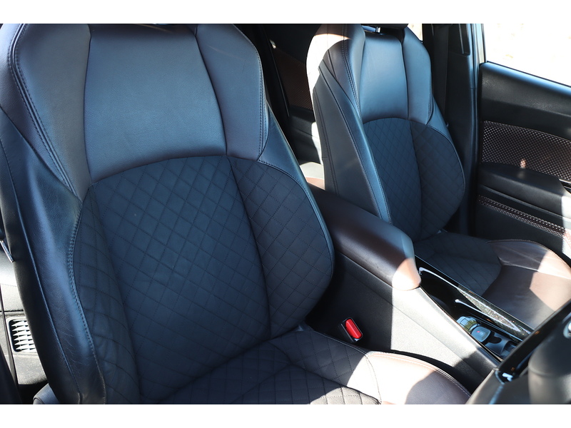 Toyota 1.8 VVT-H EXCEL SUV 5DR PETROL HYBRID CVT AUTO HEATED SEATS SAT NAV BLUETOOTH DAB STEREO REAR CAMERA PARKING AIDS 2 OWNERS 76000 MILES FSH 8 SERVICES 72-74 Mitcham Road