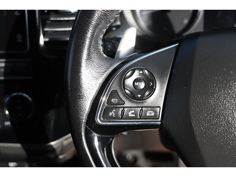 Mitsubishi 2.0 MIVEC 4 SUV 5DR PETROL CVT 4WD AUTO 7 SEATER HEATED SEATS SATNAV BLUETOOTH DAB RADIO APPLE CARPLAY REAR & 360 CAMERA JUST 2 OWNERS 62000 MILES FSH 72-74 Mitcham Road