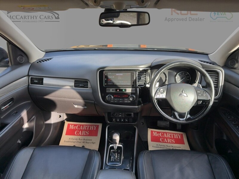 Mitsubishi 2.0 MIVEC 4 SUV 5DR PETROL CVT 4WD AUTO 7 SEATER HEATED SEATS SATNAV BLUETOOTH DAB RADIO APPLE CARPLAY REAR & 360 CAMERA JUST 2 OWNERS 62000 MILES FSH 72-74 Mitcham Road