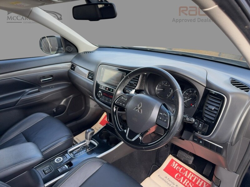 Mitsubishi 2.0 MIVEC 4 SUV 5DR PETROL CVT 4WD AUTO 7 SEATER HEATED SEATS SATNAV BLUETOOTH DAB RADIO APPLE CARPLAY REAR & 360 CAMERA JUST 2 OWNERS 62000 MILES FSH 72-74 Mitcham Road