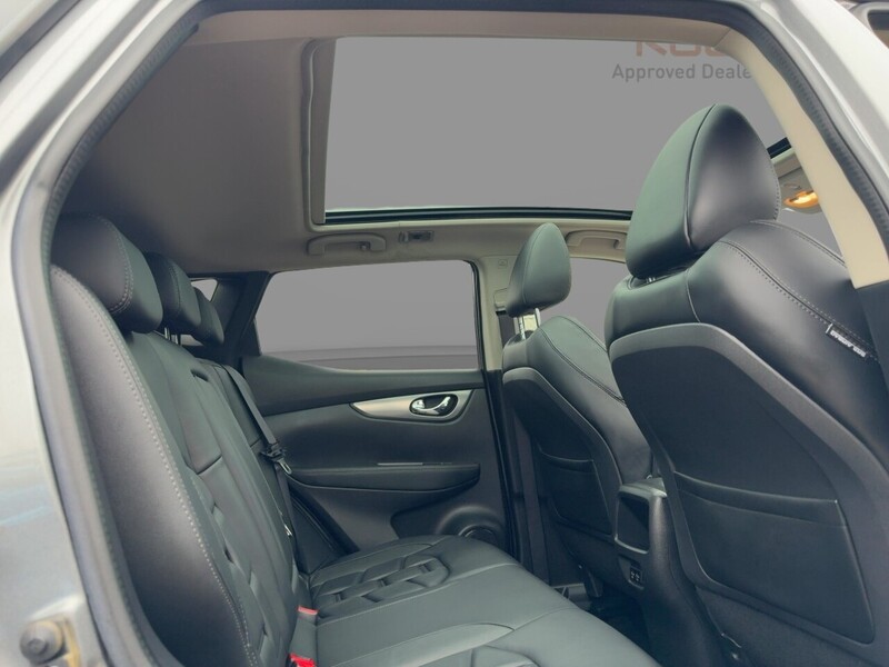 Nissan 1.3 DIG-T N-MOTION SUV 5DR PETROL DCT AUTO HEATED SEATS SAT NAV BLUETOOTH DAB STEREO APPLE CARPLAY REAR CAMERA PARKING AIDS 2 OWNERS 50000 MILES FSH 72-74 Mitcham Road