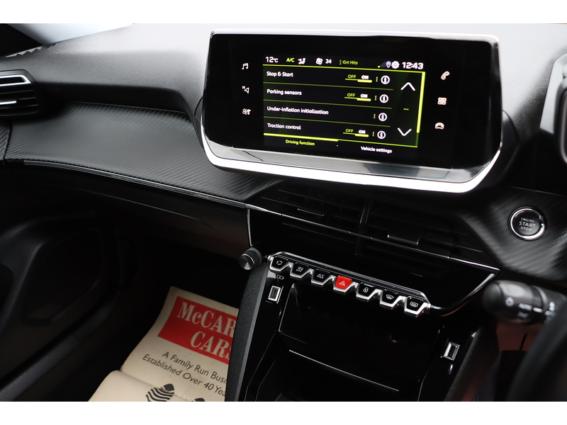 Peugeot 1.2 PURETECH ALLURE PREMIUM SUV 5DR PETROL MANUAL SATNAV BLUETOOTH DAB STEREO APPLE CARPLAY REAR CAMERA PARKING AIDS JUST 1 OWNER ONLY 42000 MILES FSH 72-74 Mitcham Road