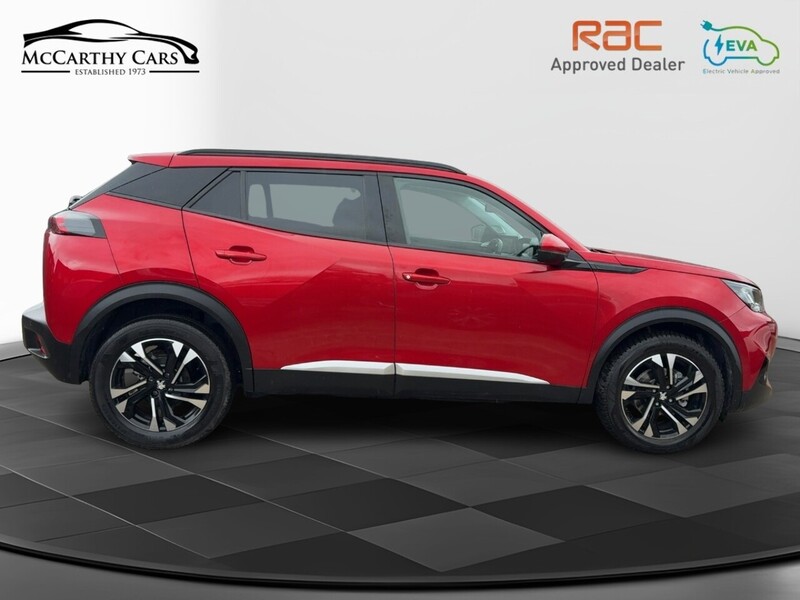 Peugeot 1.2 PURETECH ALLURE PREMIUM SUV 5DR PETROL MANUAL SATNAV BLUETOOTH DAB STEREO APPLE CARPLAY REAR CAMERA PARKING AIDS JUST 1 OWNER ONLY 42000 MILES FSH 72-74 Mitcham Road