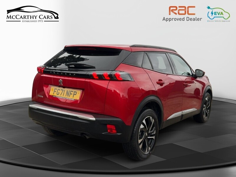 Peugeot 1.2 PURETECH ALLURE PREMIUM SUV 5DR PETROL MANUAL SATNAV BLUETOOTH DAB STEREO APPLE CARPLAY REAR CAMERA PARKING AIDS JUST 1 OWNER ONLY 42000 MILES FSH 72-74 Mitcham Road