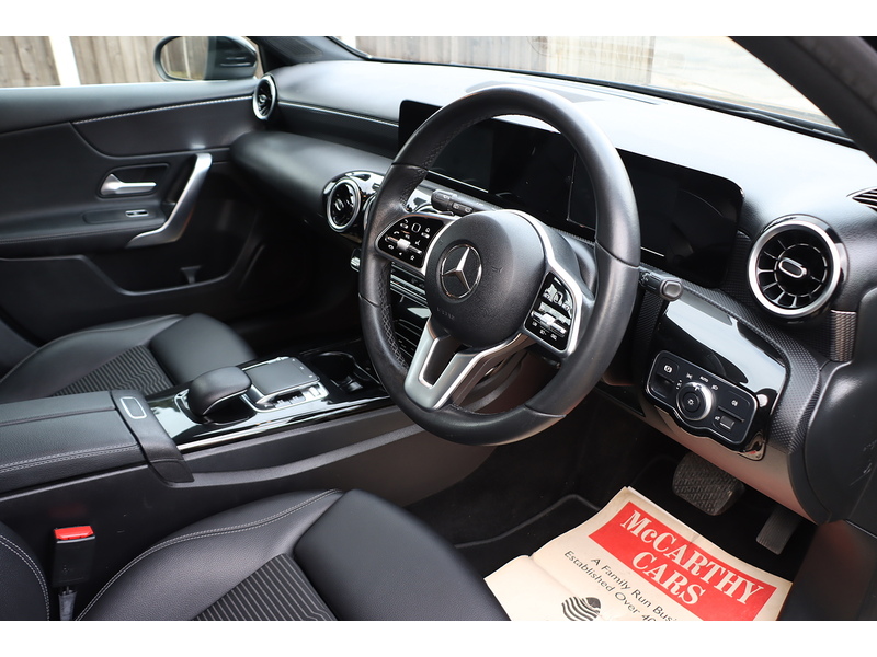 Mercedes-Benz A180 1.3 SPORT HATCHBACK 5DR PETROL 7G-DCT AUTO SAT NAV BLUETOOTH DAB STEREO REAR CAMERA PARKING AIDS JUST 1 OWNER ONLY 42000 MILES SH NO ULEZ CHARGE 72-74 Mitcham Road